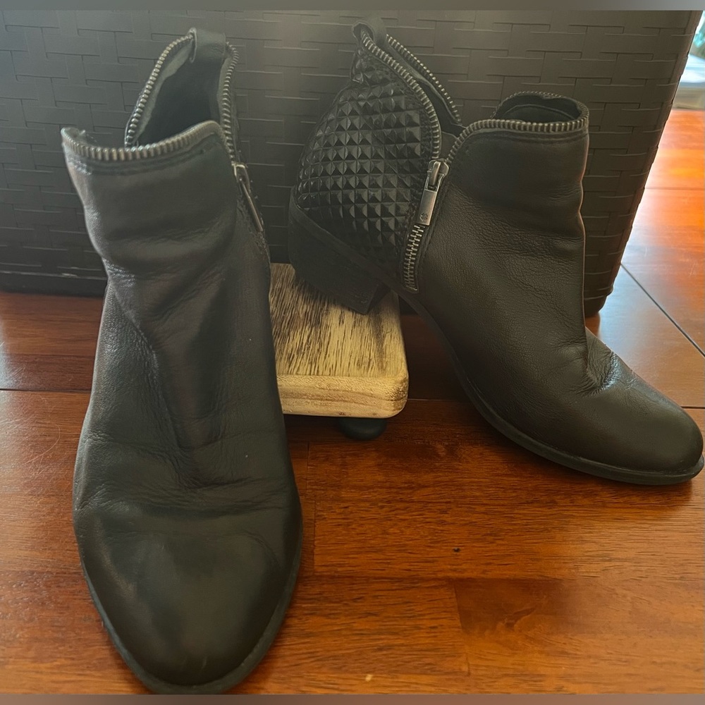 Lucky Brand Bartalino Black Leather Quilted Leather Zip Basel Ankle Booties